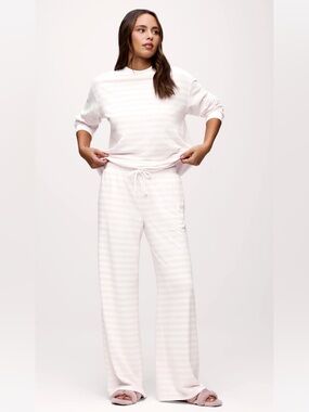 NWOT/ Nuuds Women's Cozy Stripe Lounge Set - Light Pink